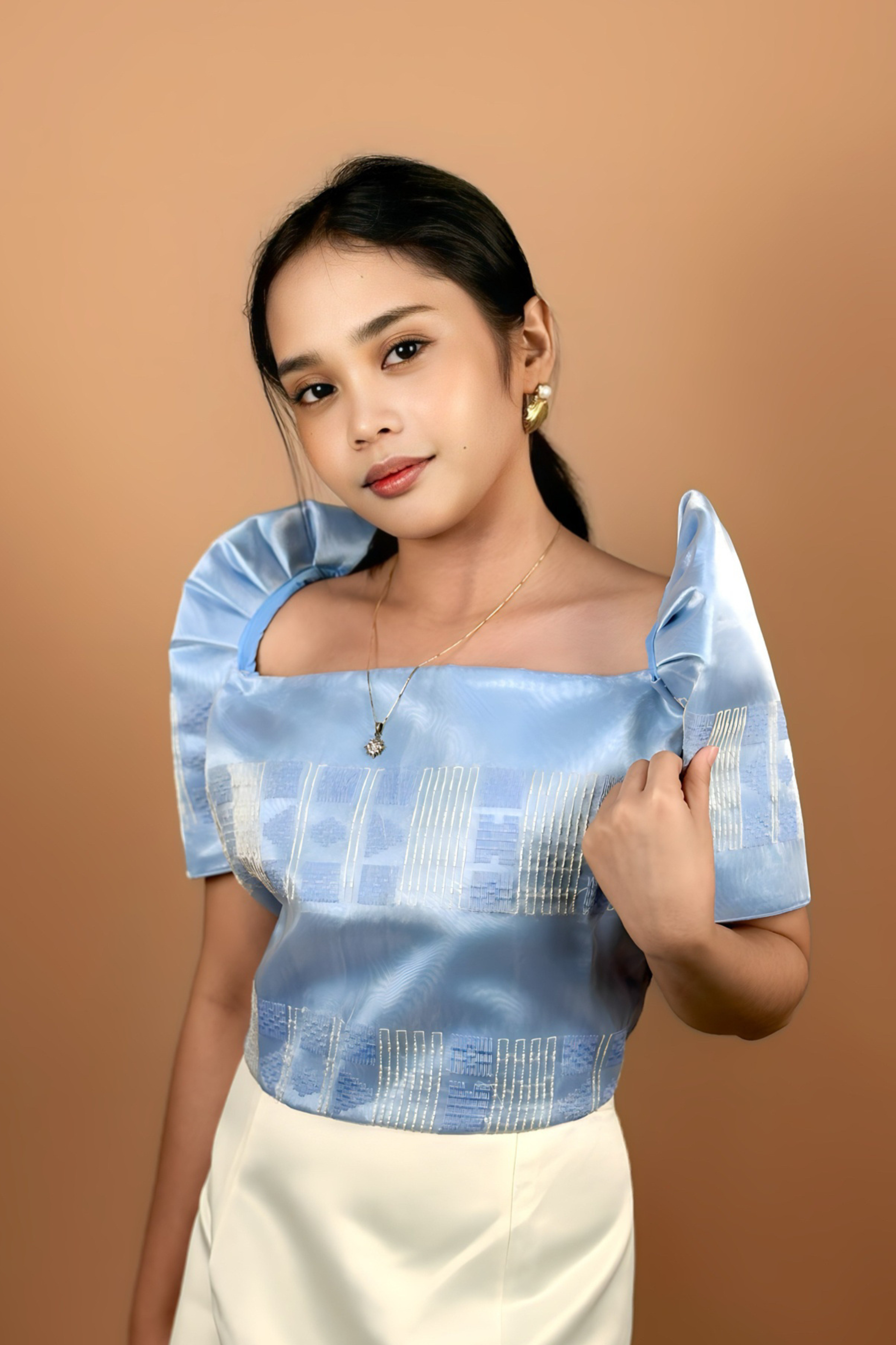SOPHIE FILIPINIANA TOP