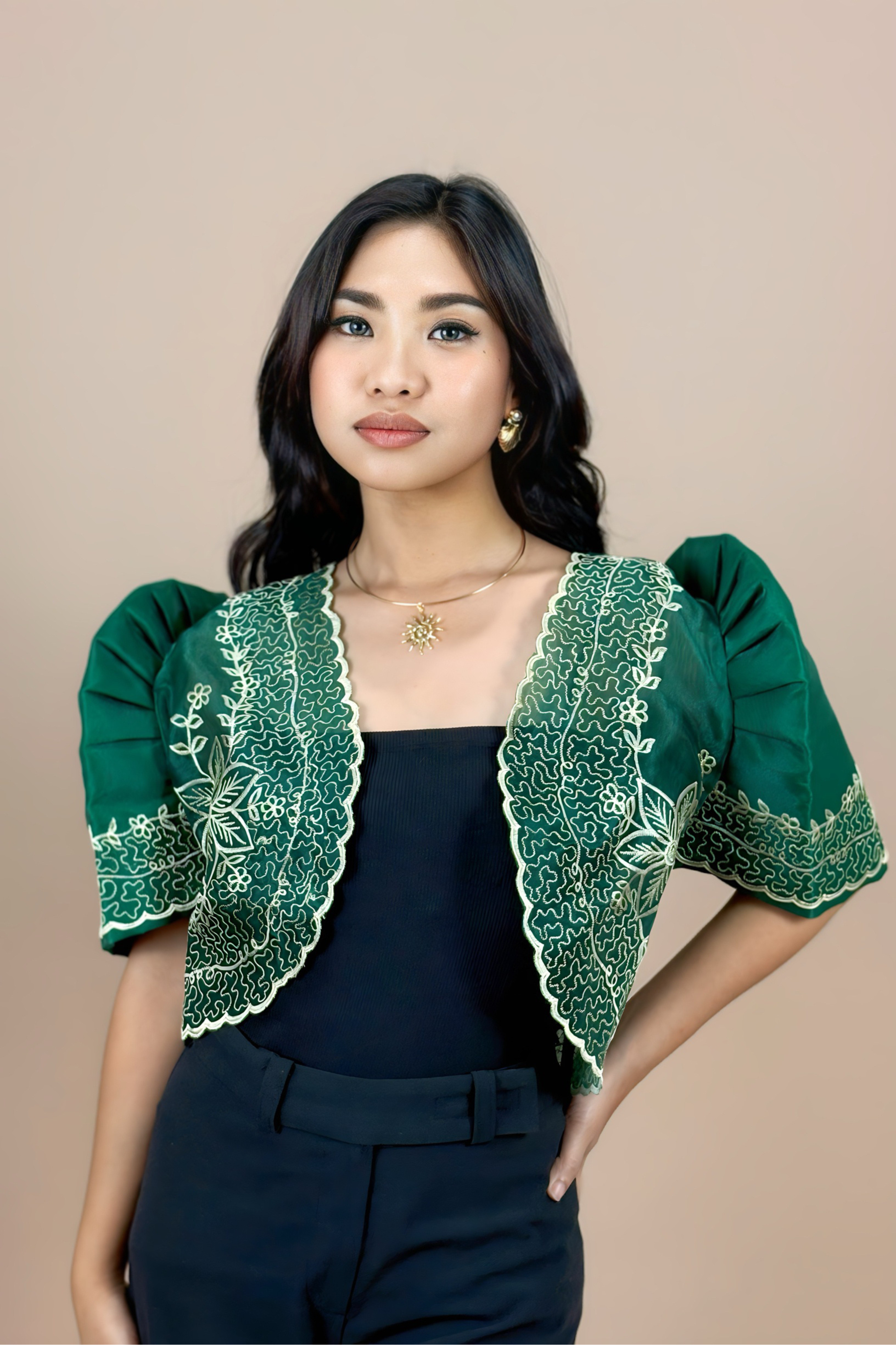 MISHIA FILIPINIANA BOLERO