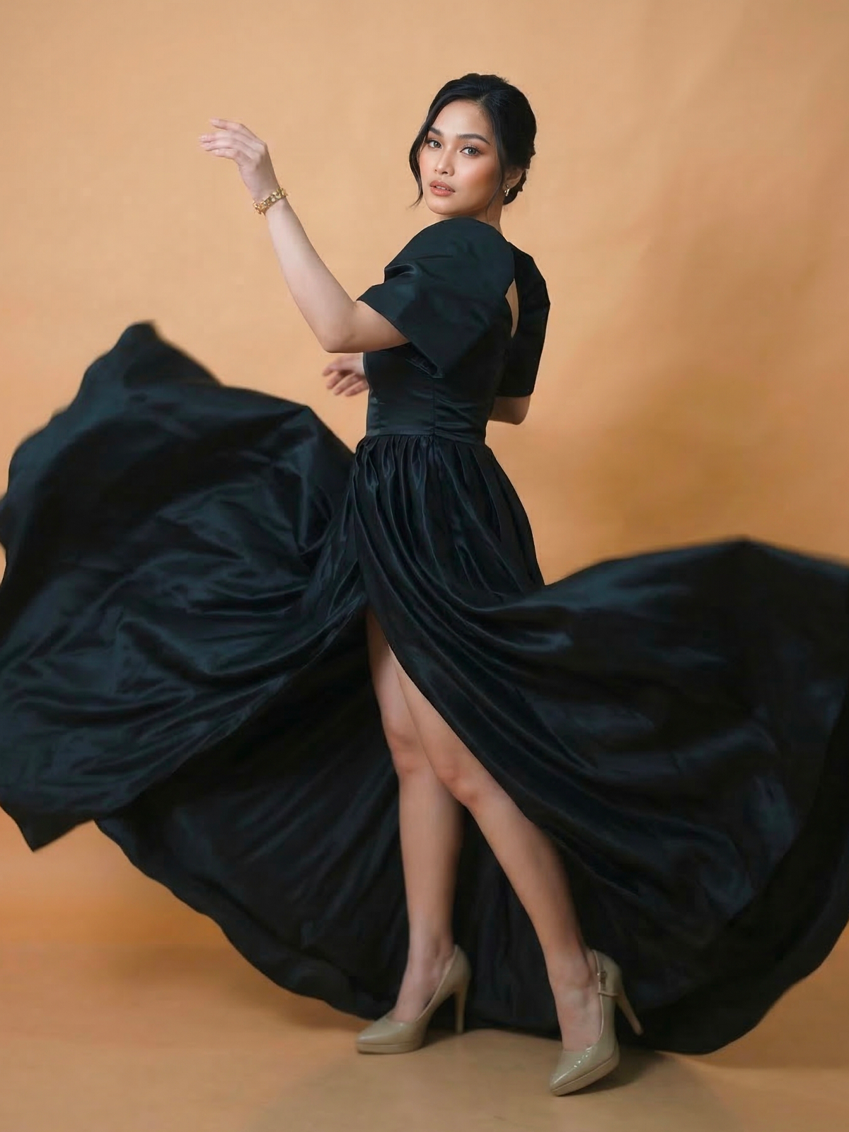 PATRICIA FILIPINIANA GOWN - JB606